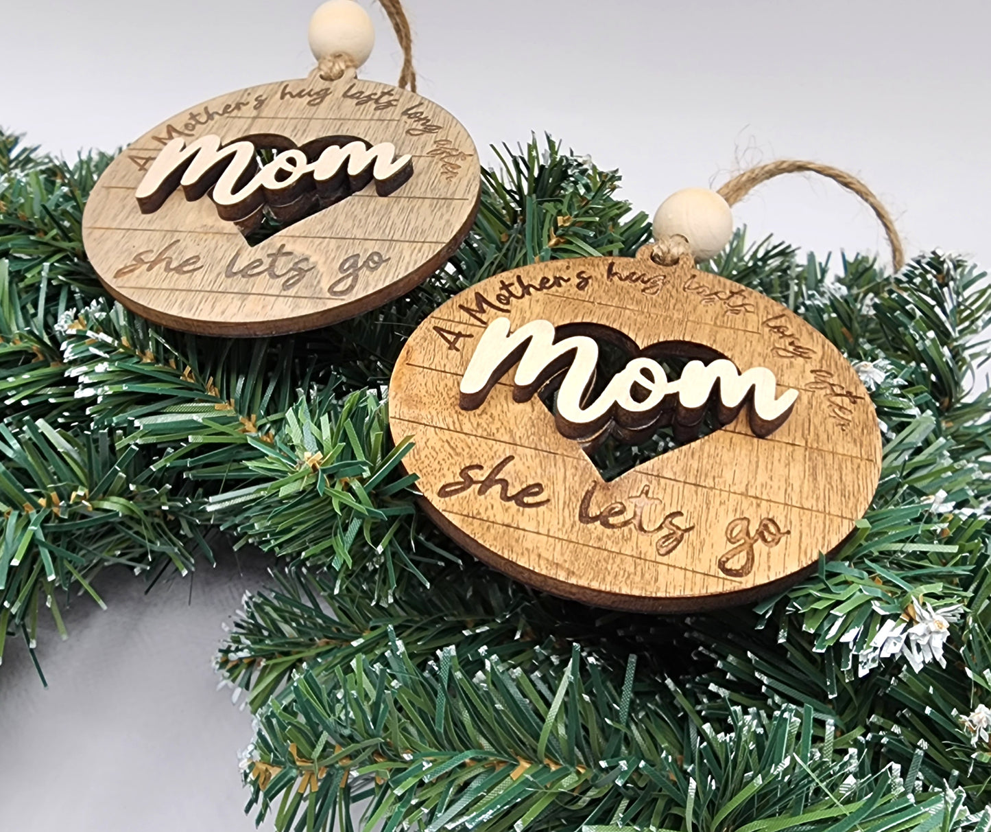 Mom Christmas ornament